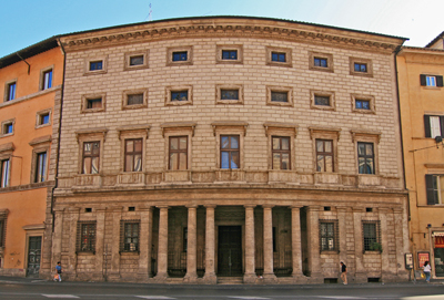 Палаццо Массимо (Palazzo Massimo alle Colonne)