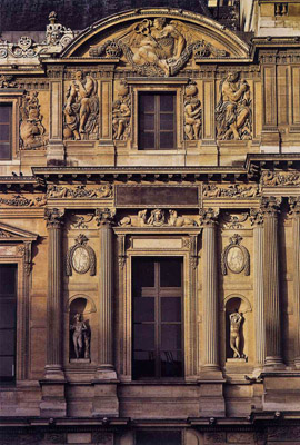 Деталь фасада Лувра, в оформлении которого принимал участие Жан Гужон в 1550-е годы