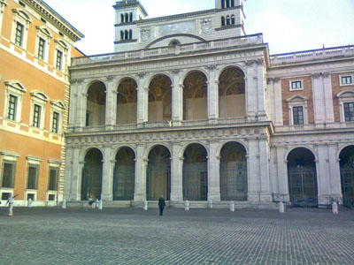Северный фасад базилики Сан-Джованни ин Латерано (Basilica di San Giovanni in Laterano), 1586 г. 