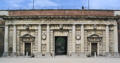 Порта Палио (Porta Palio) – городские ворота в Вероне
